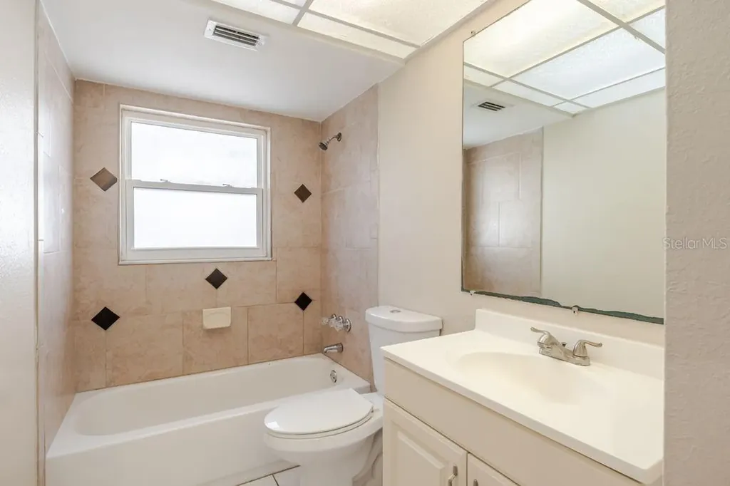 709 Lemonwood Drive Oldsmar FL 34677