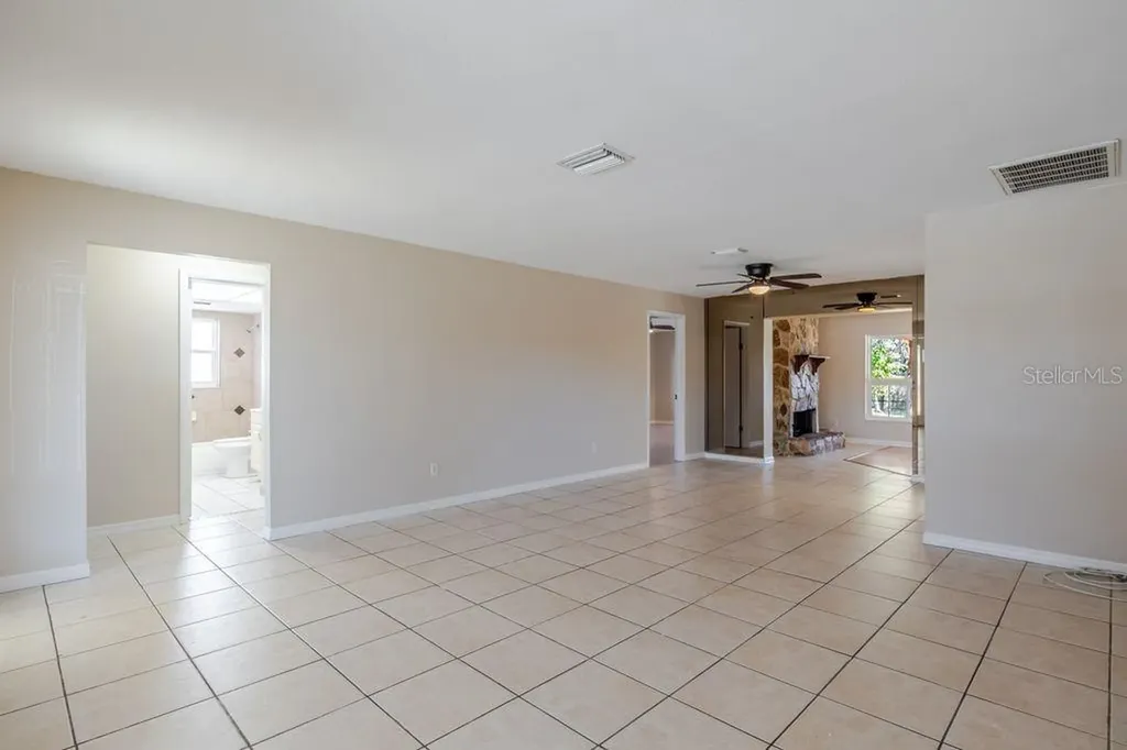 709 Lemonwood Drive Oldsmar FL 34677