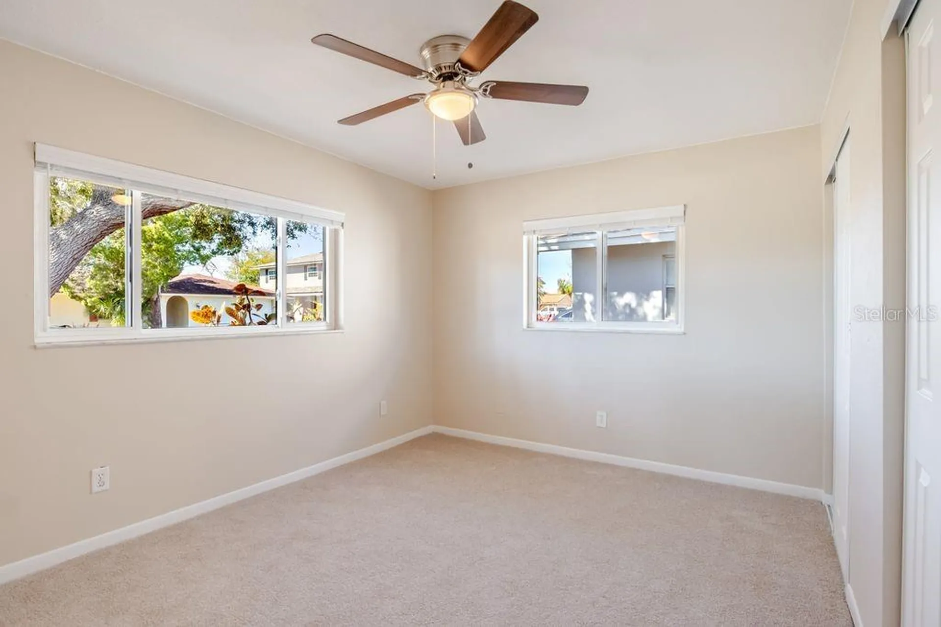 709 Lemonwood Drive Oldsmar FL 34677