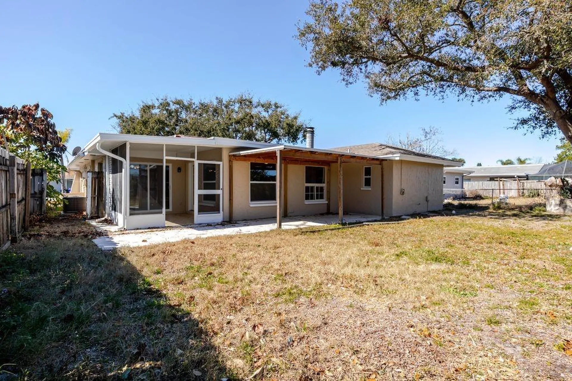 709 Lemonwood Drive Oldsmar FL 34677