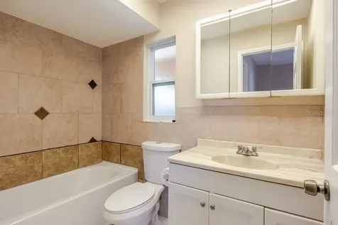 709 Lemonwood Drive Oldsmar FL 34677