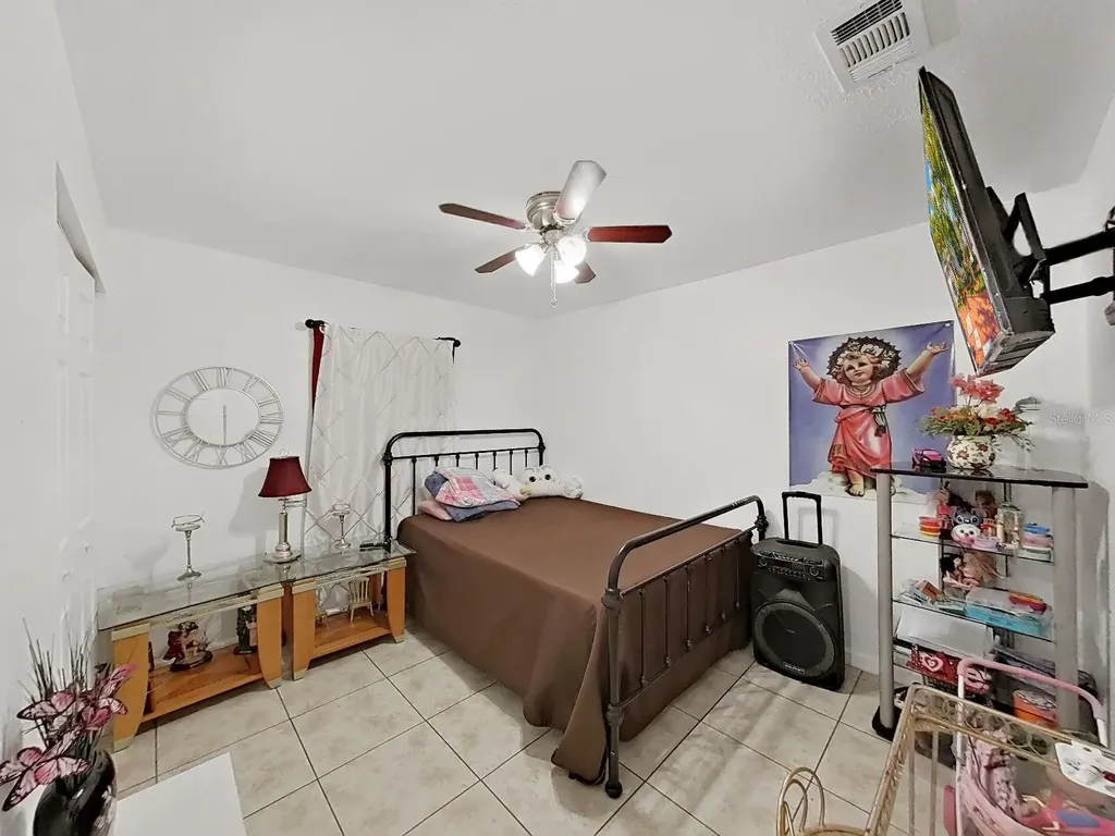 3306 E Chelsea Street Tampa FL 33610