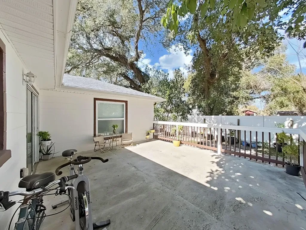 3306 E Chelsea Street Tampa FL 33610