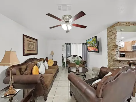3306 E Chelsea Street Tampa FL 33610