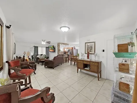 3306 E Chelsea Street Tampa FL 33610