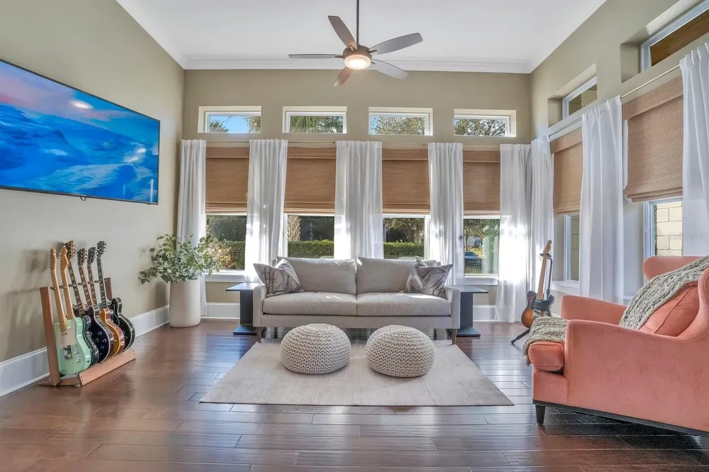 13093 Lessing Avenue Orlando FL 32827