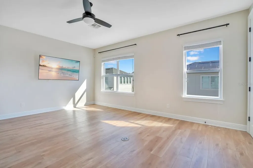 13093 Lessing Avenue Orlando FL 32827