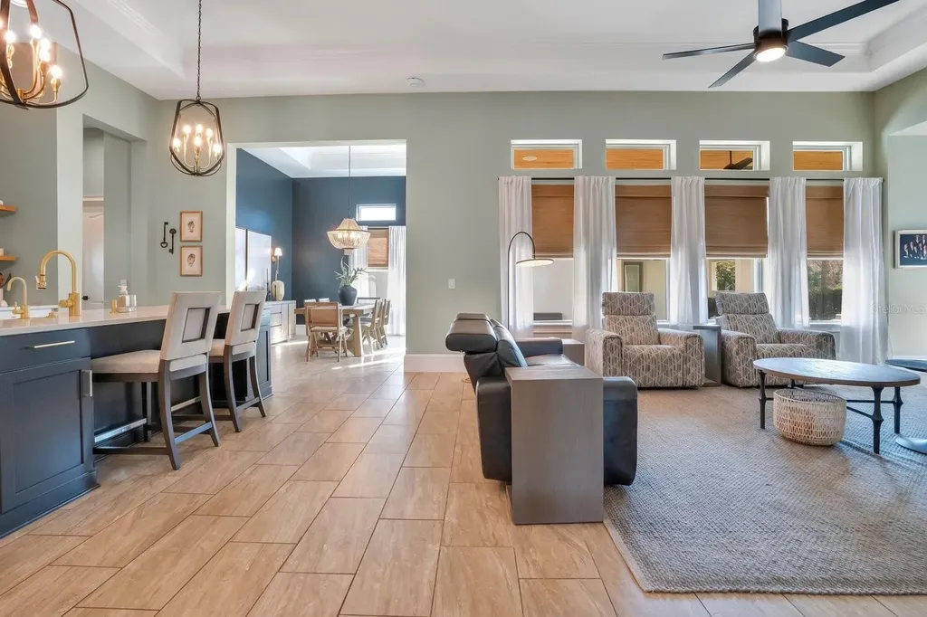 13093 Lessing Avenue Orlando FL 32827