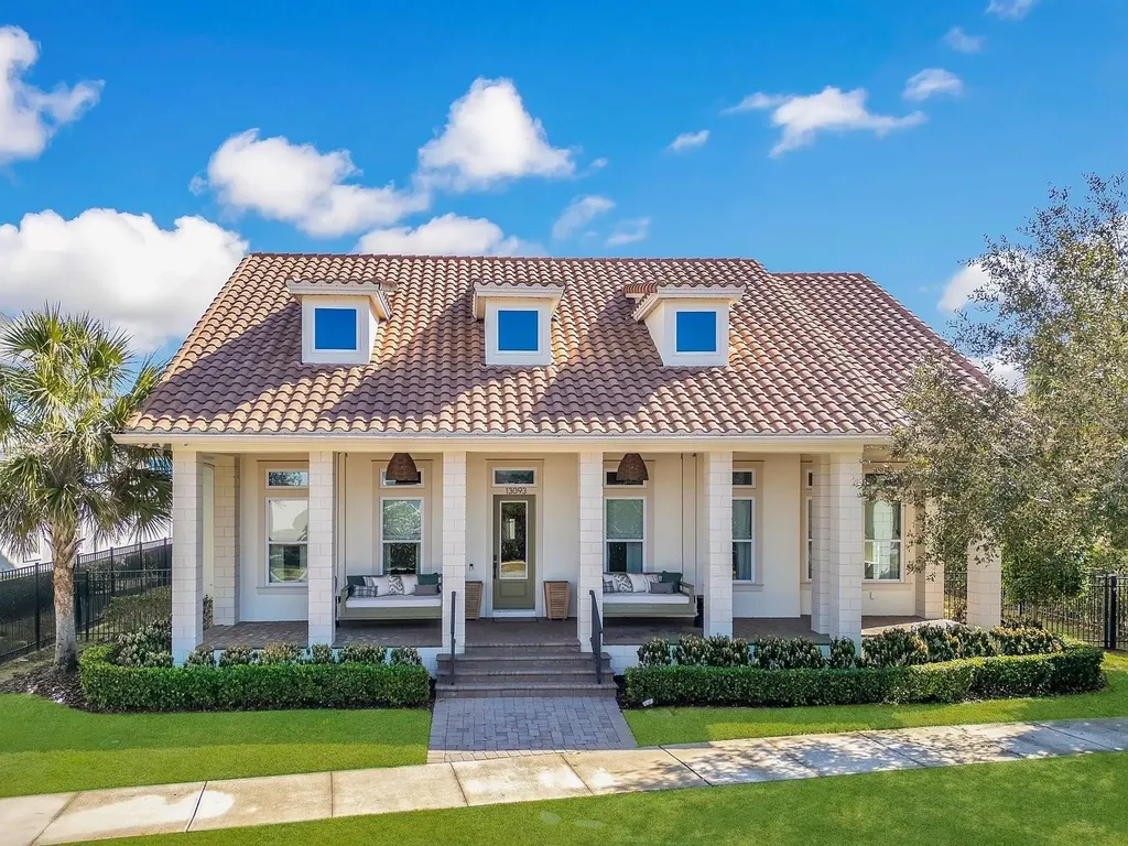 13093 Lessing Avenue Orlando FL 32827