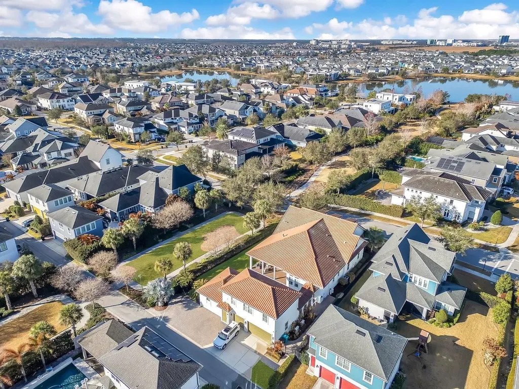 13093 Lessing Avenue Orlando FL 32827