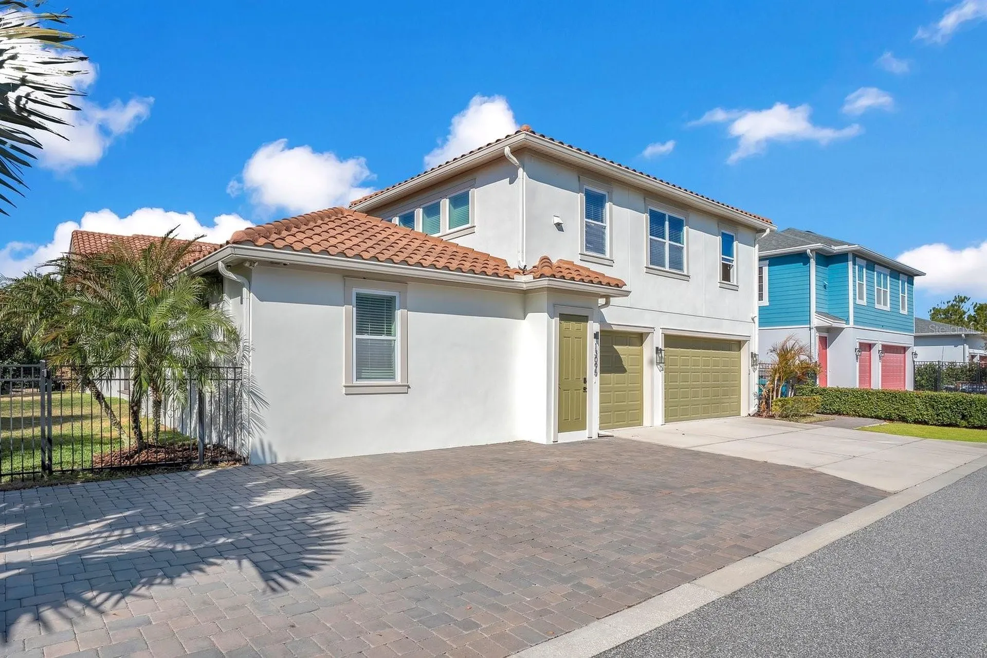 13093 Lessing Avenue Orlando FL 32827
