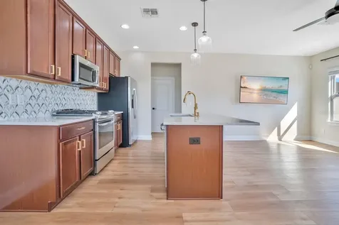 13093 Lessing Avenue Orlando FL 32827