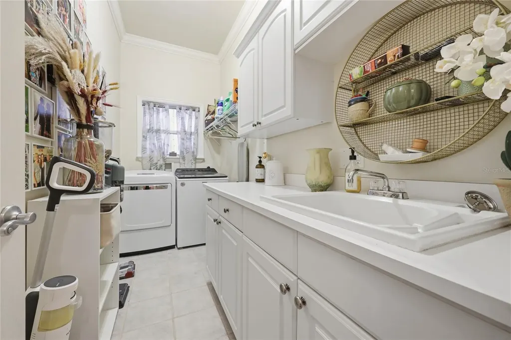 9278 SW 61st Avenue Gainesville FL 32608