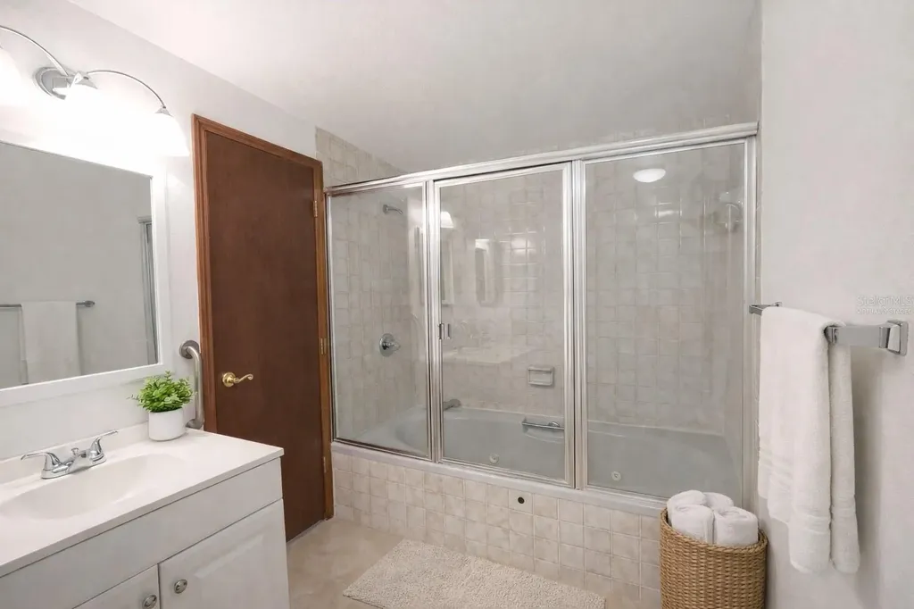 3924 Crews Lake Drive Lakeland FL 33813