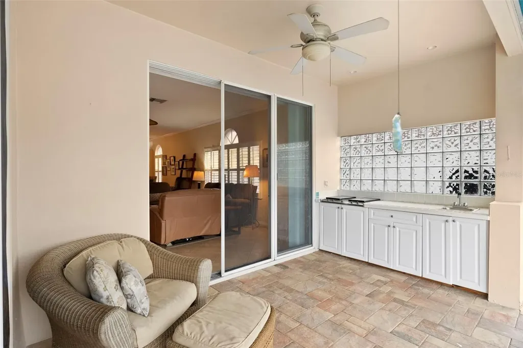 1040 Dartford Drive Tarpon Springs FL 34688