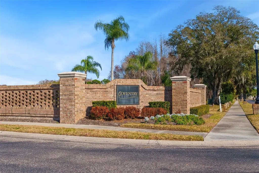 1040 Dartford Drive Tarpon Springs FL 34688
