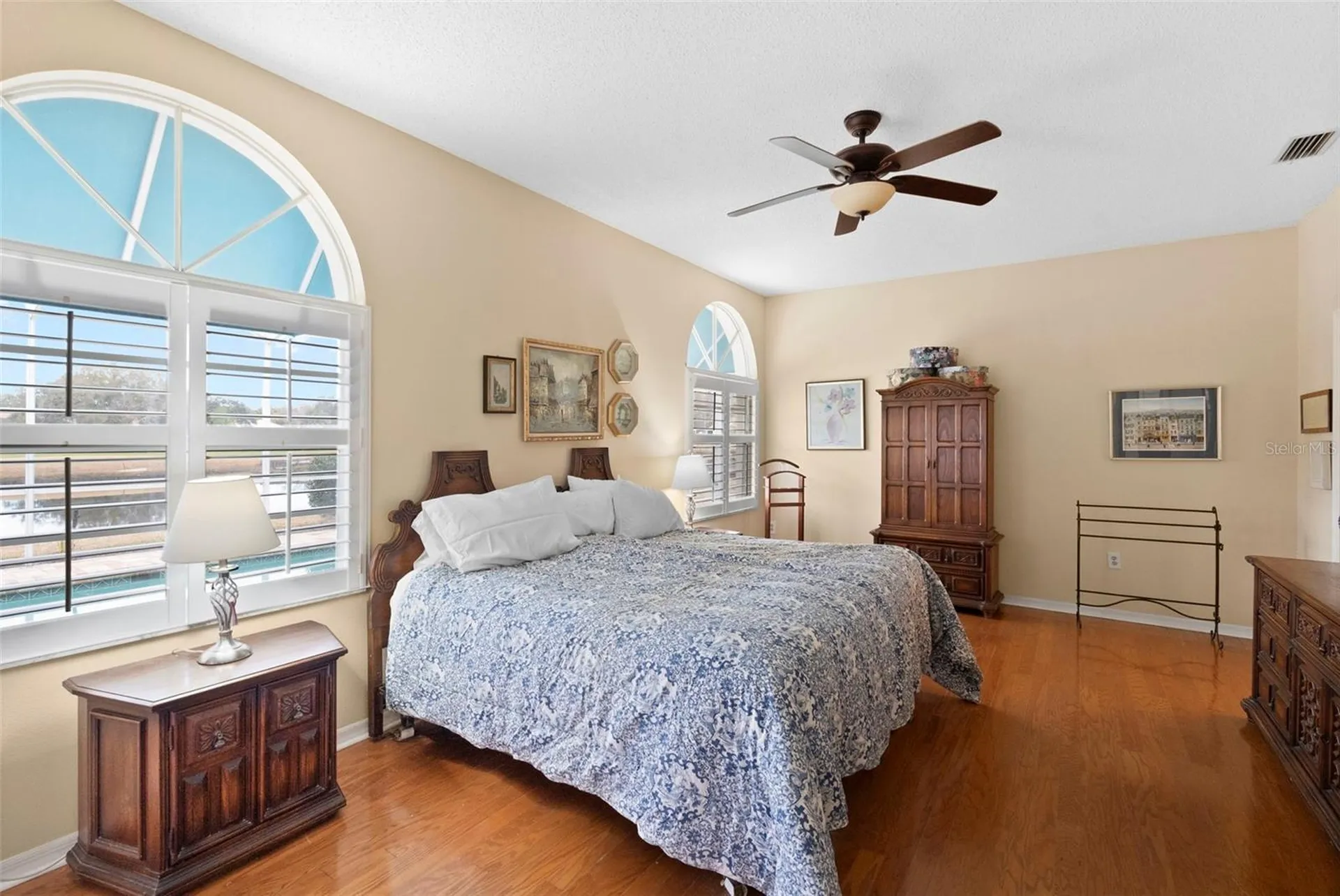 1040 Dartford Drive Tarpon Springs FL 34688