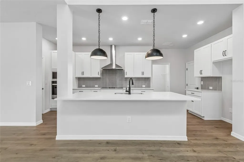 626 Kingswood Court Bradenton FL 34212
