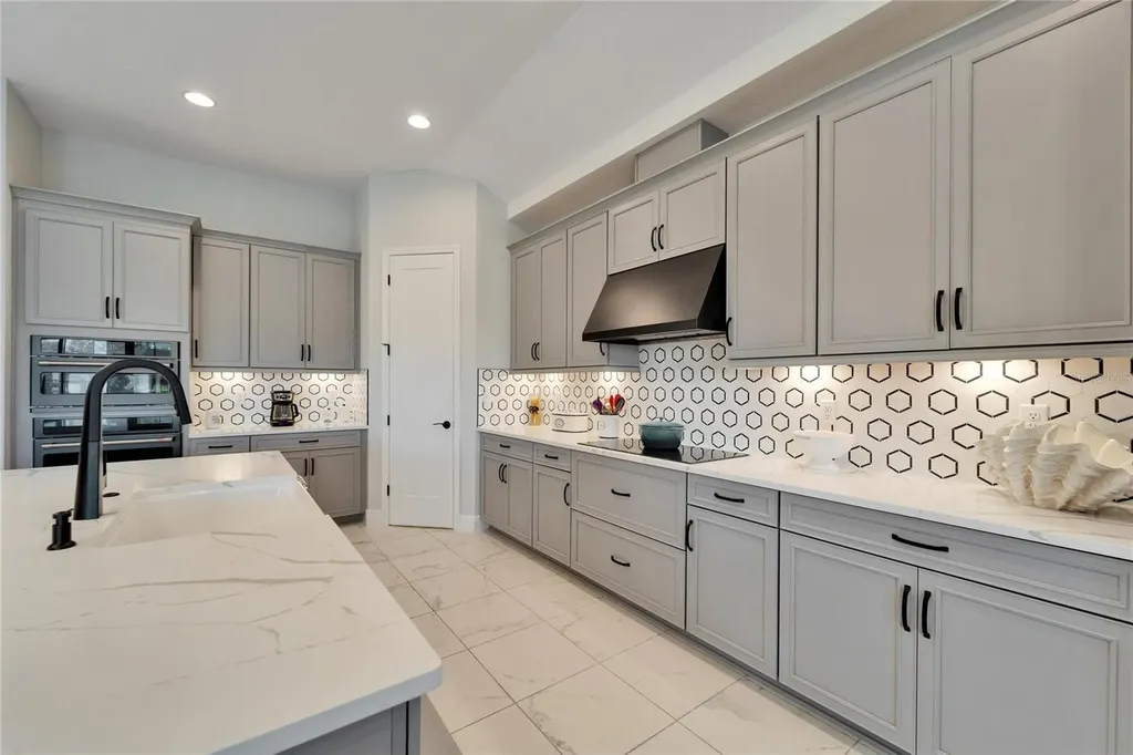 9152 Warm Springs Circle Parrish FL 34219