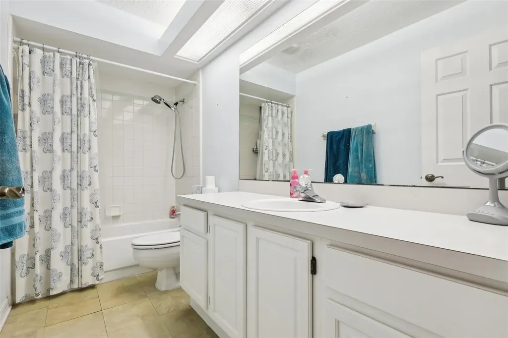 2205 Blossomwood Drive Oviedo FL 32765