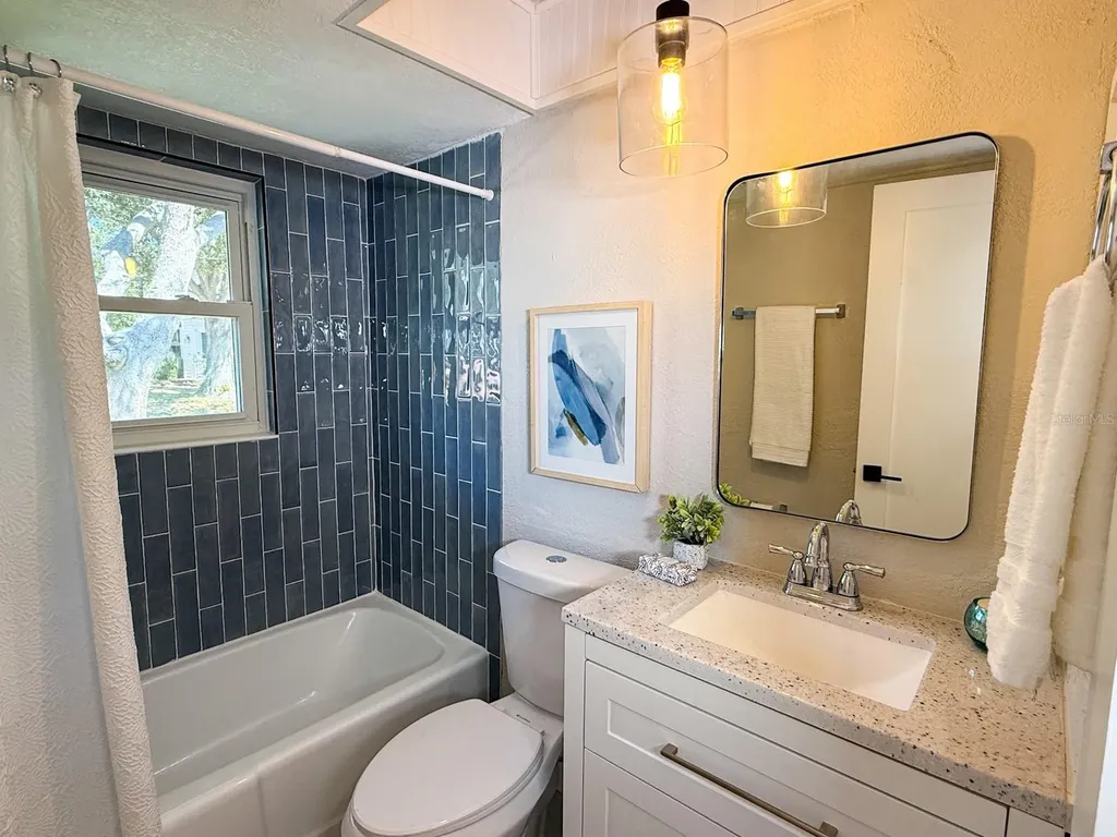 1470 Serpentine Drive S St Petersburg FL 33705