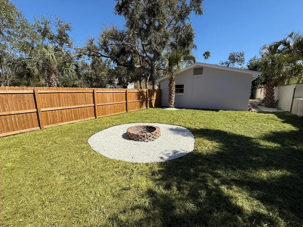 1470 Serpentine Drive S St Petersburg FL 33705