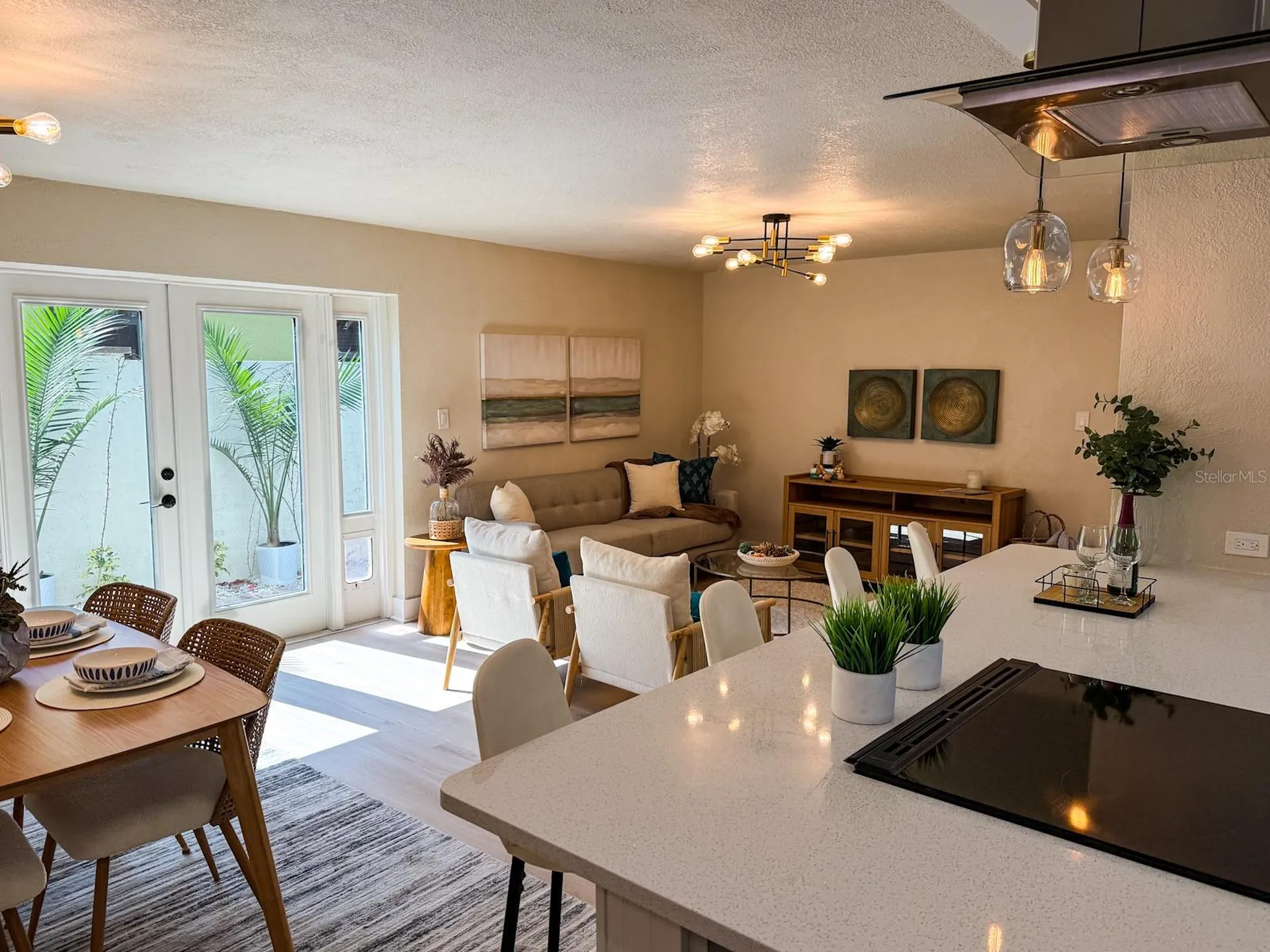 1470 Serpentine Drive S St Petersburg FL 33705