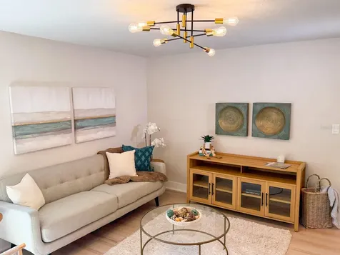 1470 Serpentine Drive S St Petersburg FL 33705