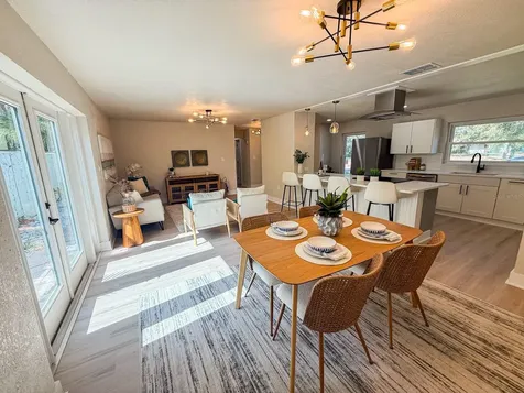 1470 Serpentine Drive S St Petersburg FL 33705