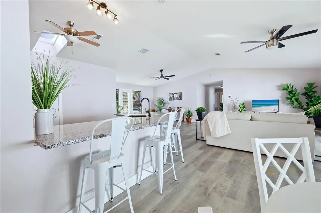 903 72nd St NW Bradenton FL 34209