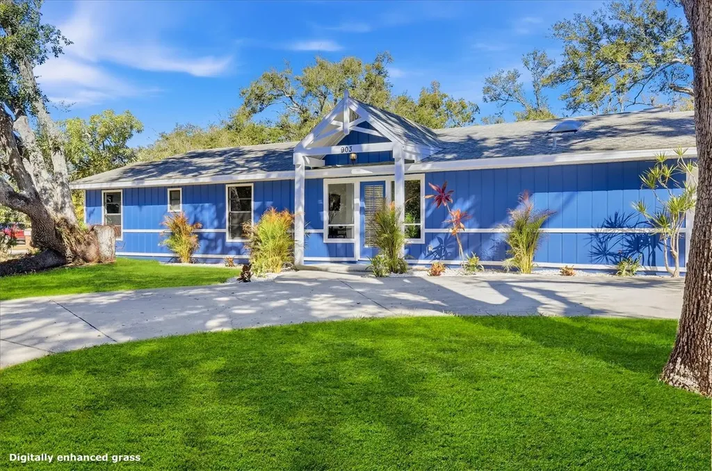903 72nd St NW Bradenton FL 34209
