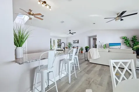 903 72nd St NW Bradenton FL 34209