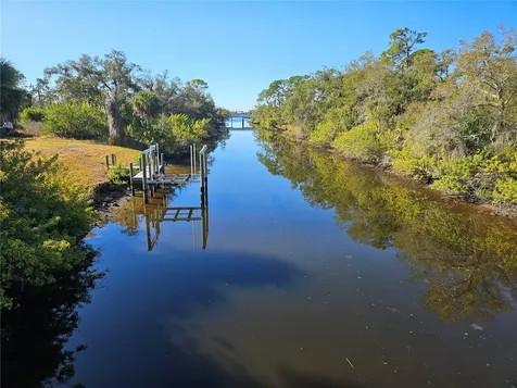 553 Hoffer Street Port Charlotte FL 33953