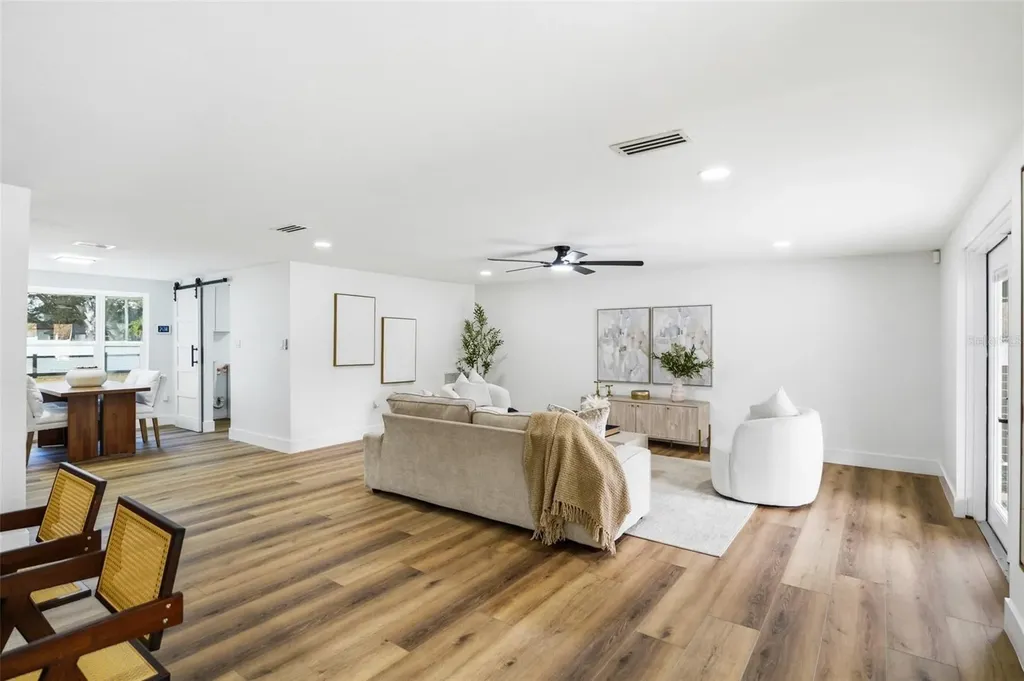 2338 Meadowbrook Drive Lutz FL 33558