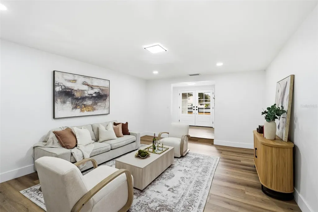 2338 Meadowbrook Drive Lutz FL 33558