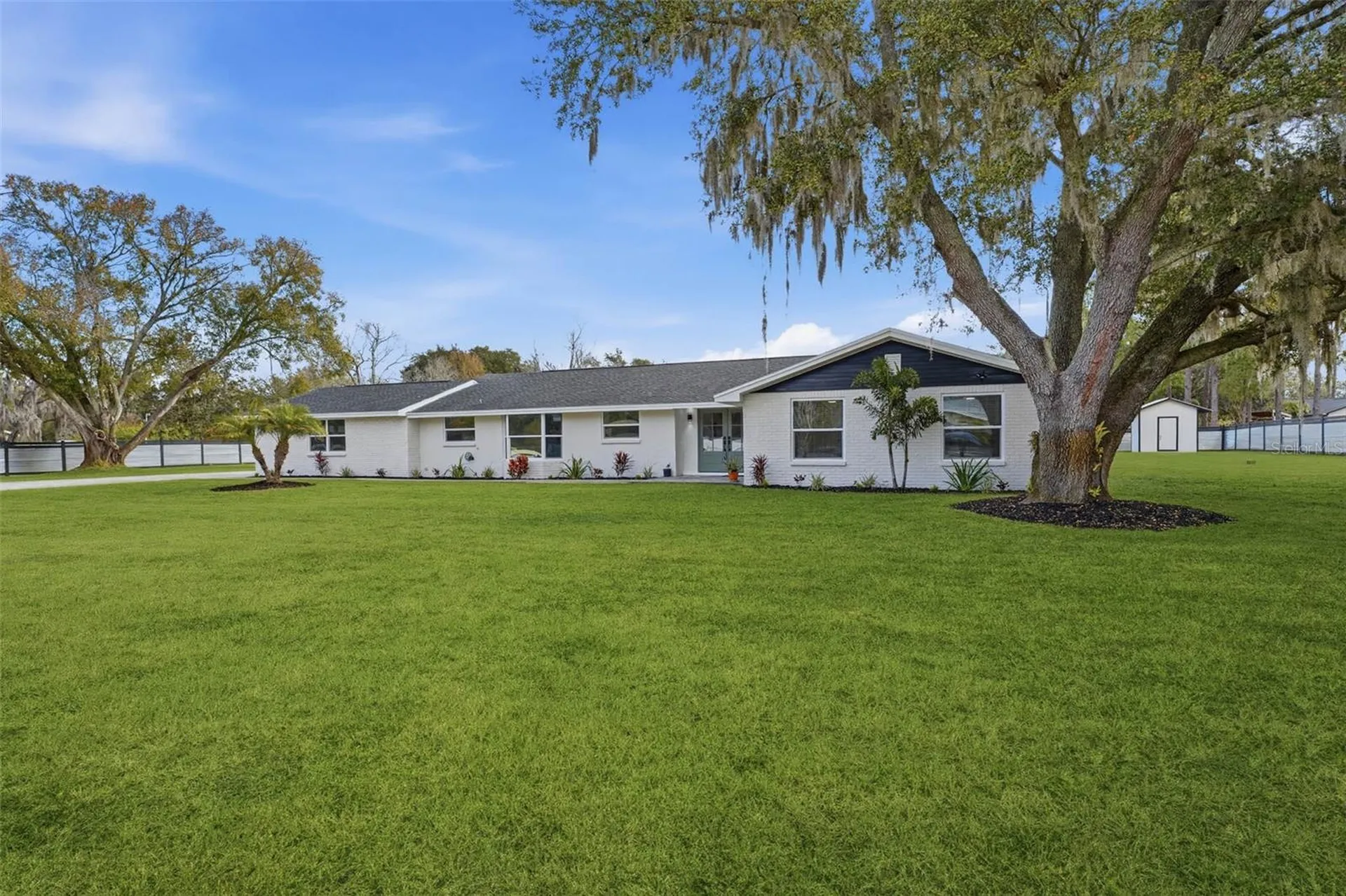 2338 Meadowbrook Drive Lutz FL 33558
