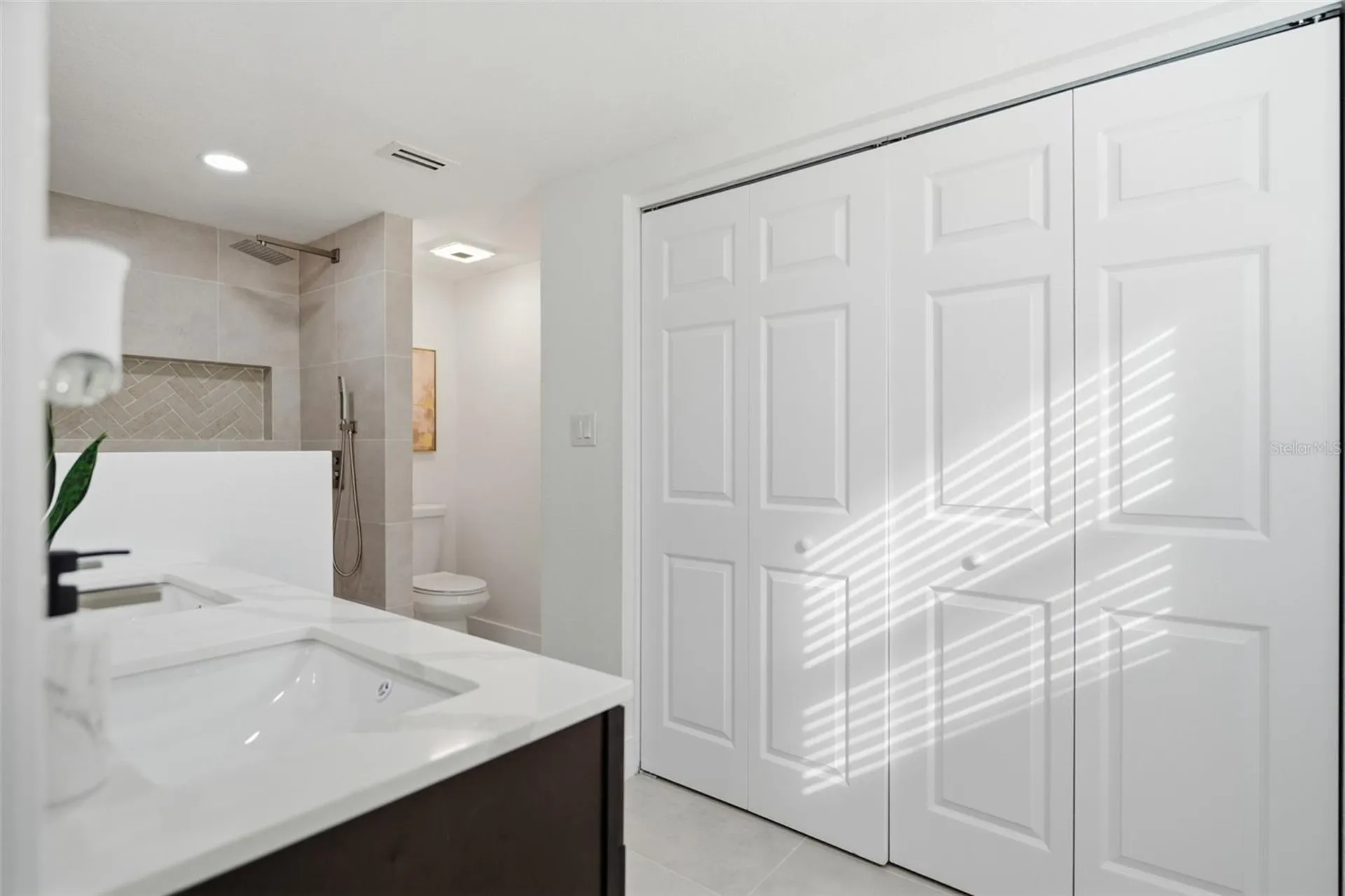 2338 Meadowbrook Drive Lutz FL 33558