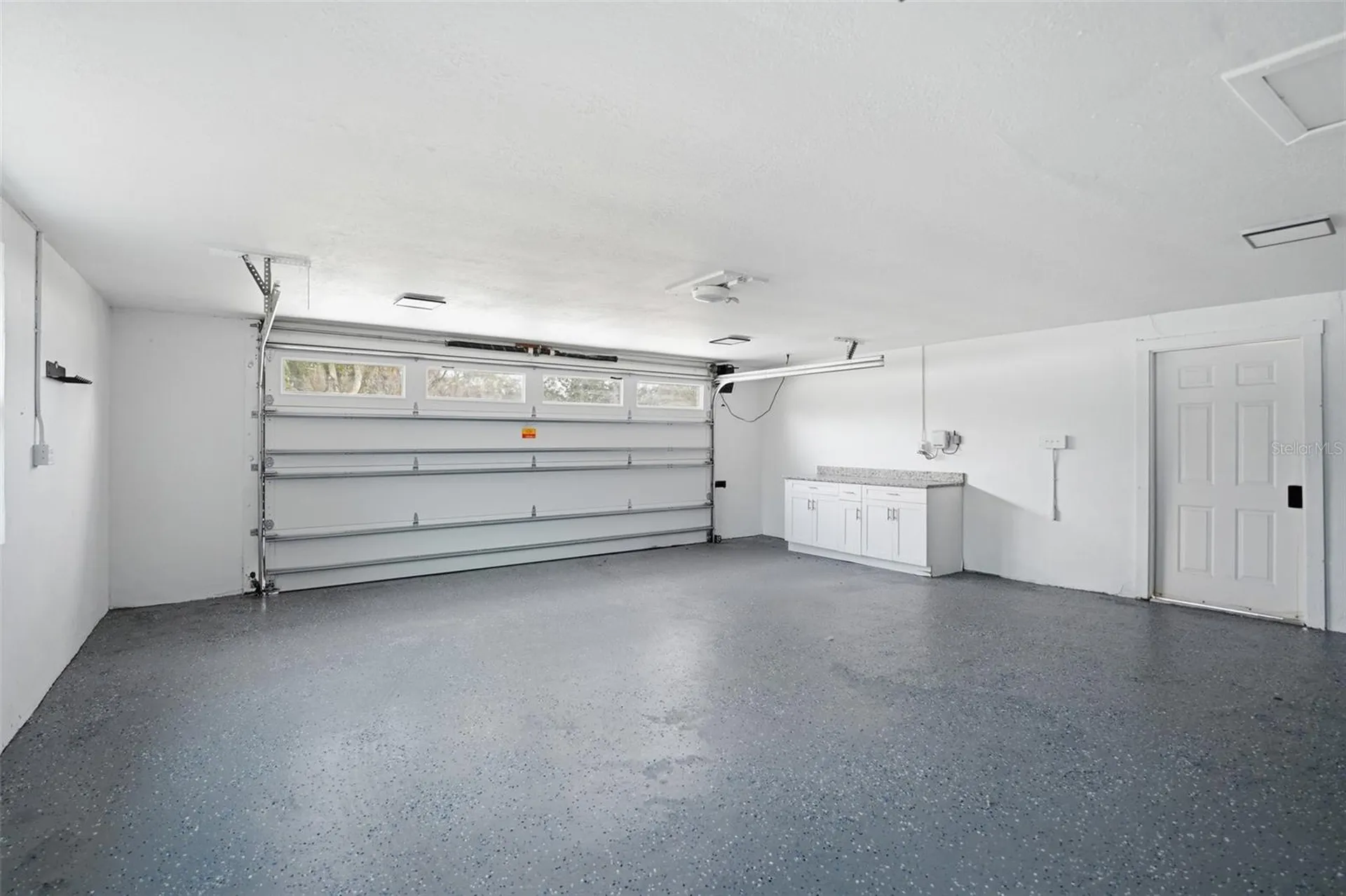 2338 Meadowbrook Drive Lutz FL 33558