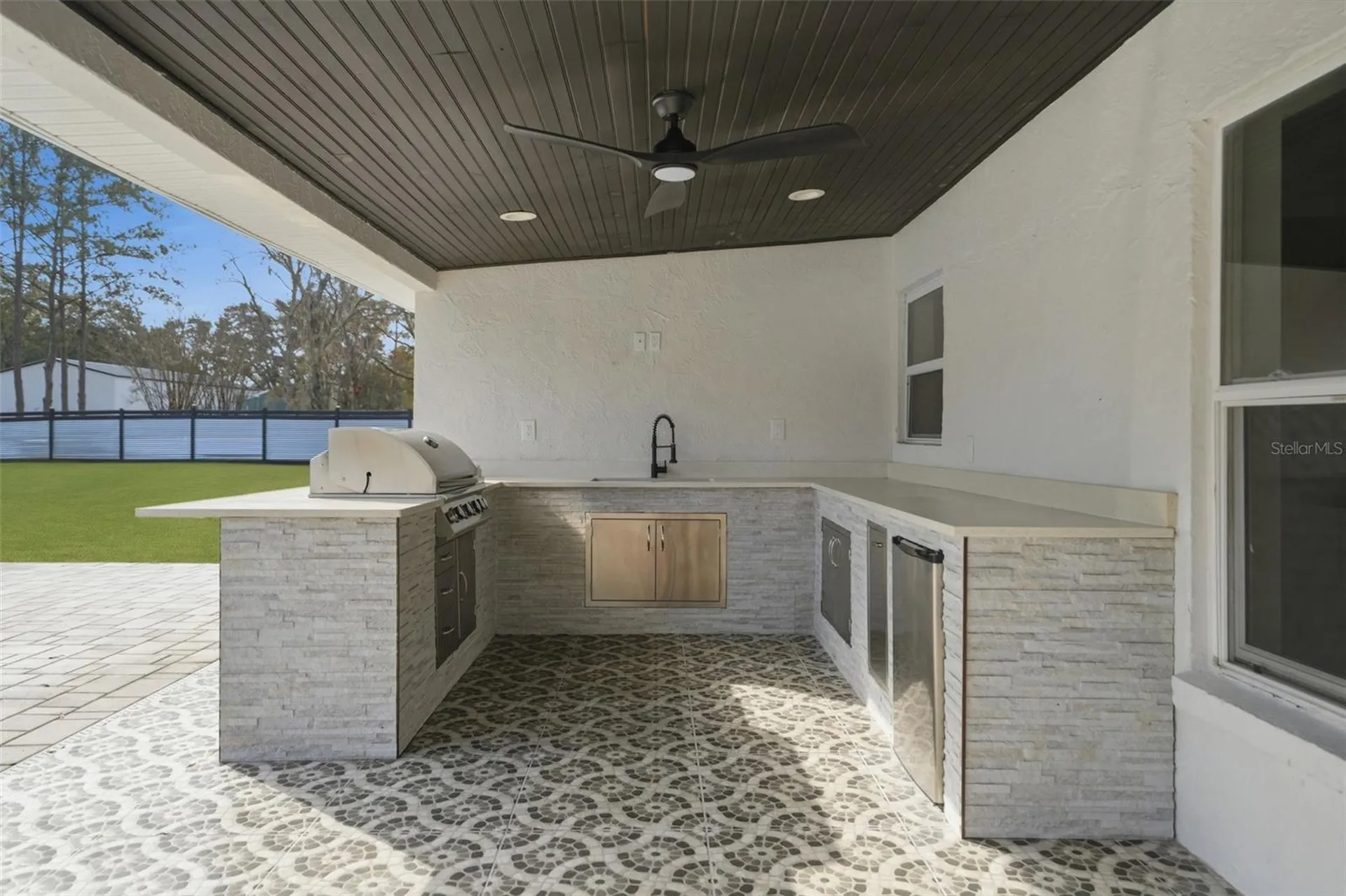 2338 Meadowbrook Drive Lutz FL 33558