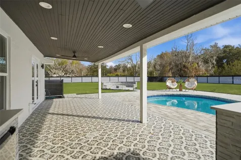 2338 Meadowbrook Drive Lutz FL 33558