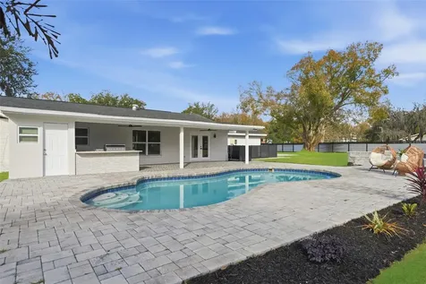 2338 Meadowbrook Drive Lutz FL 33558