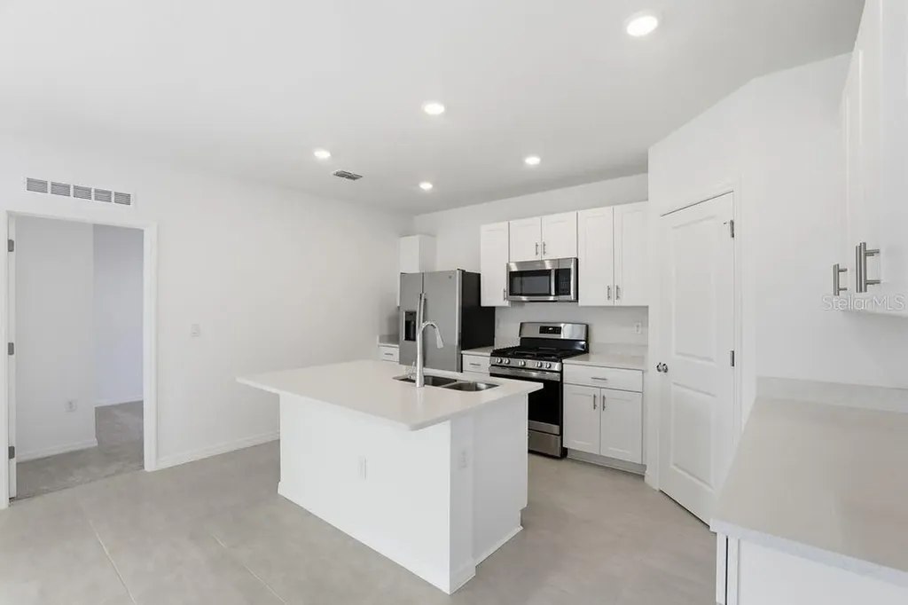 752 Hazelwood Court Haines City FL 33844