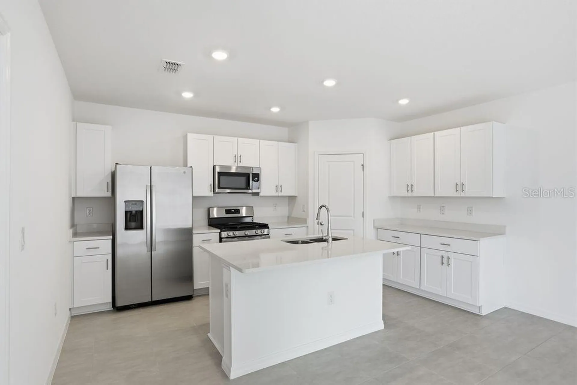 752 Hazelwood Court Haines City FL 33844