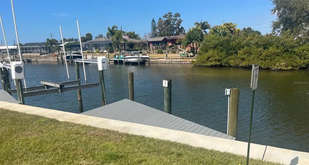 150 Englewood Isles Parkway Englewood FL 34223