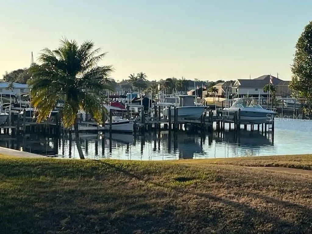 150 Englewood Isles Parkway Englewood FL 34223