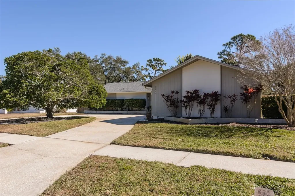3205 Wessex Way Clearwater FL 33761