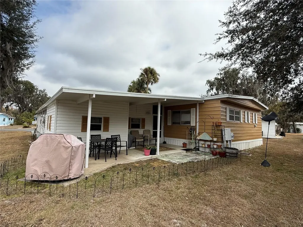 50 N Bobwhite Road Wildwood FL 34785