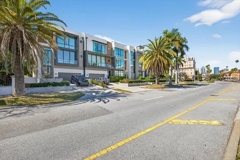 94 W Davis Boulevard Tampa FL 33606