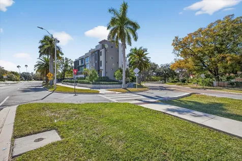 94 W Davis Boulevard Tampa FL 33606
