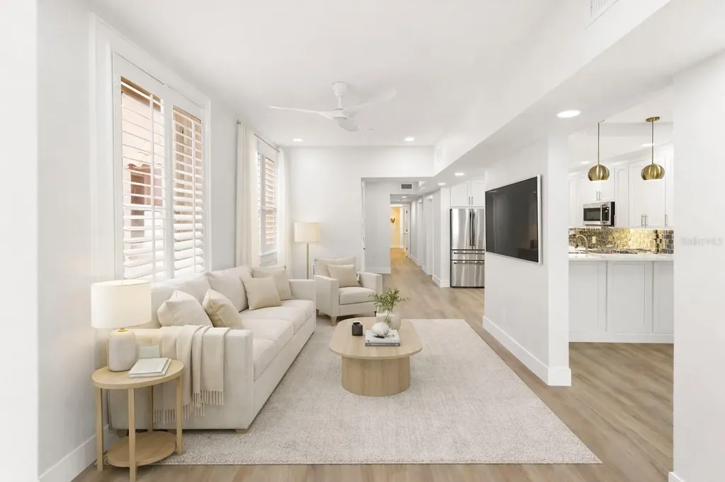 1221 N Palm Avenue Sarasota FL 34236